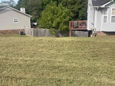Lawn Care service in Marion, 37347