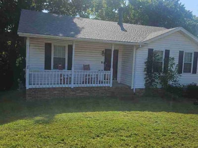 Lawn Care service in Dickson, 37055