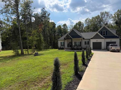 Lawn Care service in Clover, 29710