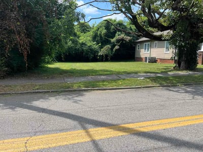 Lawn Care service in La Follette, 37766