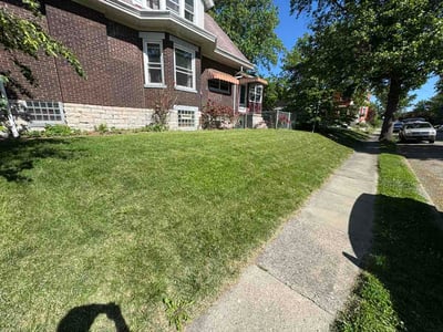 Lawn Care service in Burlington, 08016