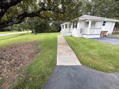 Lawn Care service in Gulf Shores, 36542