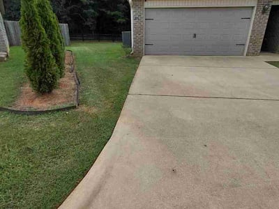 Lawn Care service in Montevallo, 35115