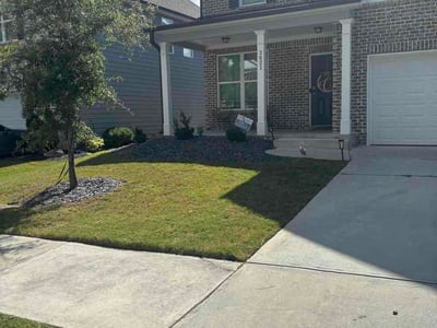 Lawn Care service in Grayson, 30017
