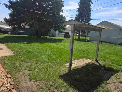 Lawn Care service in Ross Township, 15237