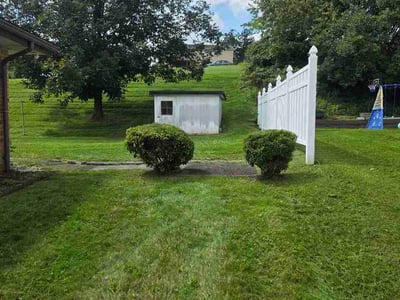 Lawn Care service in Monroeville, 15146
