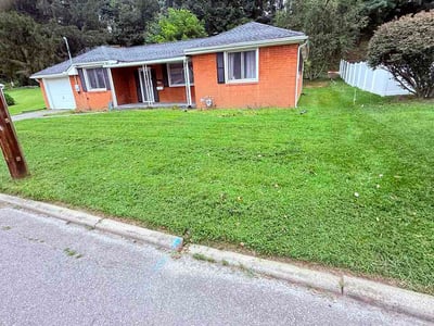 Lawn Care service in Endicott, 13760