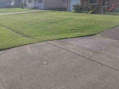 Lawn Care service in Sellersburg, 40475
