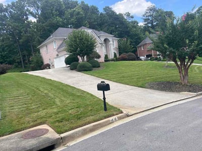 Lawn Care service in Owensboro, 42303