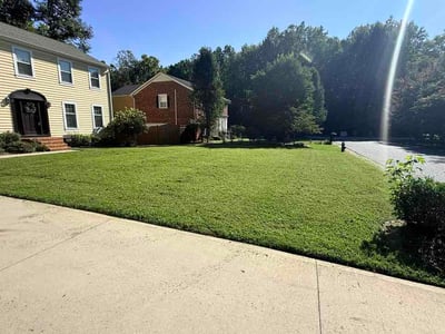 Lawn Care service in Jamestown, 27282
