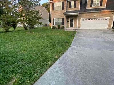 Lawn Care service in Harrisonburg, 22802
