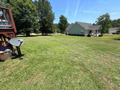 Lawn Care service in Piedmont Triad, 27523