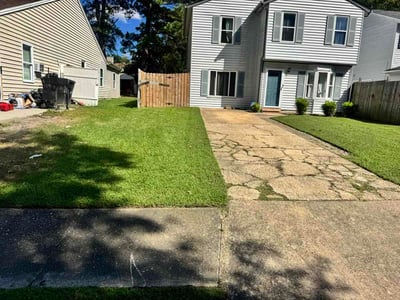 Lawn Care service in Smithfield, 23430
