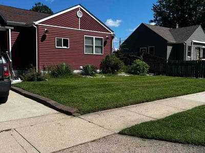Lawn Care service in Fox Lake, 60020