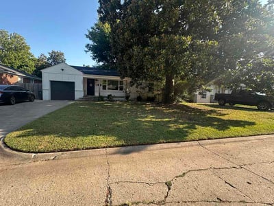 Lawn Care service in Coweta, 74429
