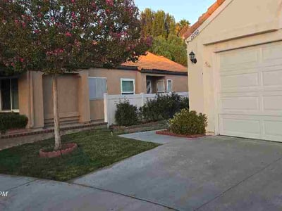 Lawn Care service in Loma Linda, 92354