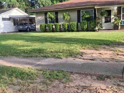 Lawn Care service in Ponchatoula, 70454