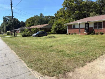 Lawn Care service in Joplin, 64801