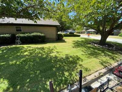 Lawn Care service in Bedford, 76021