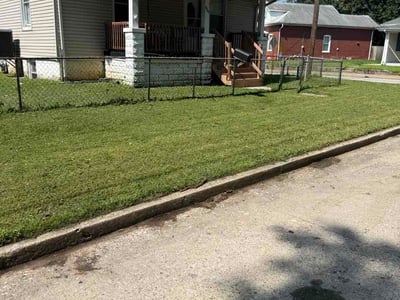 Lawn Care service in Granite City, 65401