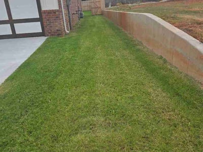 Lawn Care service in Guthrie, 73044