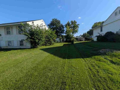 Lawn Care service in Gladstone, 64118