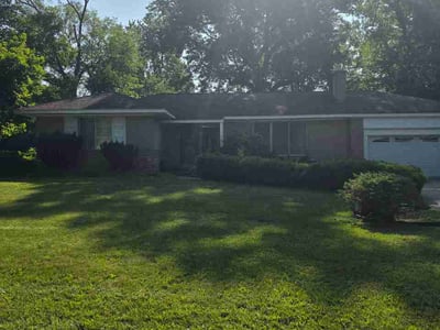Lawn Care service in Southfield, 48075