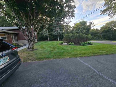 Lawn Care service in Norwich, 06360