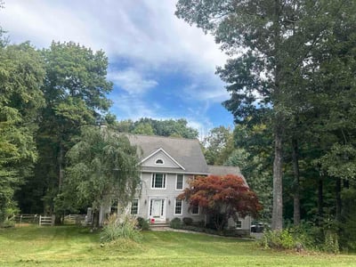 Lawn Care service in Tolland, 06084