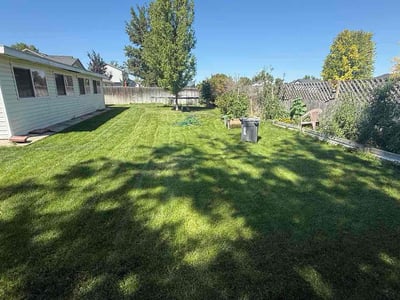 Lawn Care service in Meridian, 83642