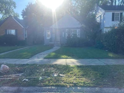 Lawn Care service in Flat Rock, 48134
