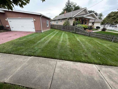 Lawn Care service in Aurora, 44202