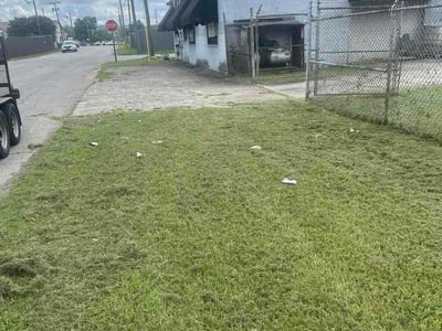 Lawn Care service in Marion, 37347