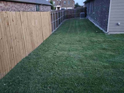Lawn Care service in Waxahachie, 75165