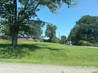 Lawn Care service in Kingston Springs, 37082
