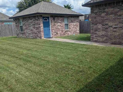 Lawn Care service in Abbeville, 70510