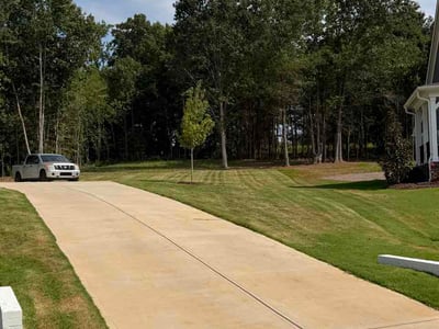 Lawn Care service in Zebulon, 27597