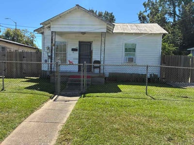 Lawn Care service in Lafayette, 70501