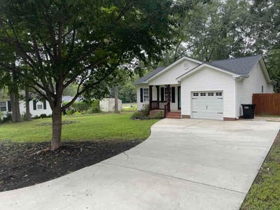 Lawn Care service in Simpsonville, 29681