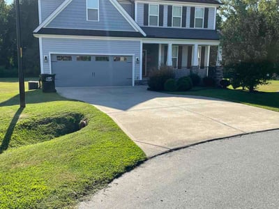 Lawn Care service in Clayton, 27520