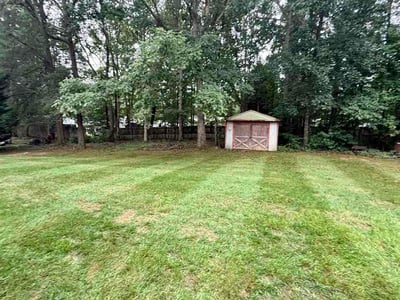 Lawn Care service in Jamestown, 27282
