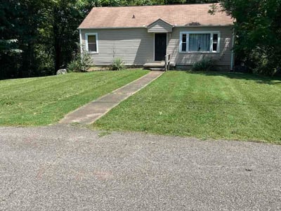 Lawn Care service in La Follette, 37766