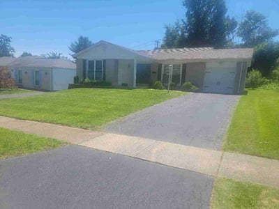 Lawn Care service in Washington, 63090