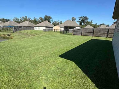 Lawn Care service in Gonzales, 70737
