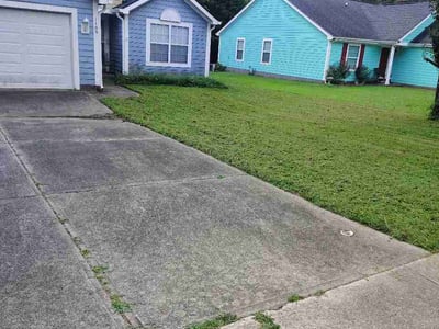 Lawn Care service in Cornelius, 28031