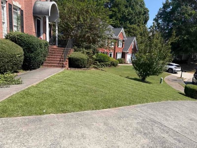 Lawn Care service in Colton, 92324