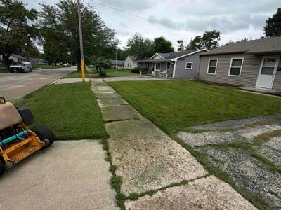 Lawn Care service in Tinley Park, 60477