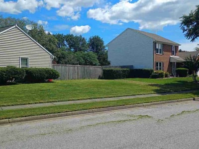Lawn Care service in Perris, 92570