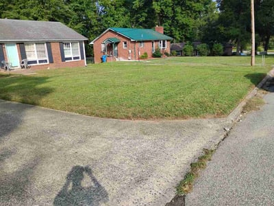 Lawn Care service in Salisbury, 28144