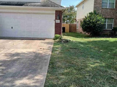 Lawn Care service in Coventry, 02816